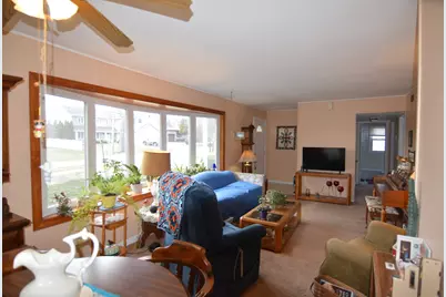 104 N Pleasant Road, Lake Zurich, IL 60047 - Photo 18