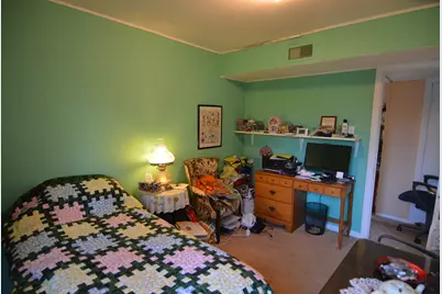 104 N Pleasant Road, Lake Zurich, IL 60047 - Photo 12