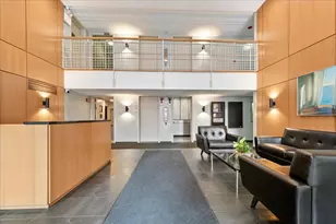 3033 N Sheridan Rd, Chicago, IL 60657 - Photo 2