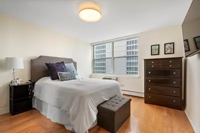 3033 N Sheridan Road #1605, Chicago, IL 60657 - Photo 14