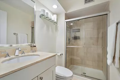 3033 N Sheridan Road #1605, Chicago, IL 60657 - Photo 16