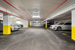 3033 N Sheridan Rd, Chicago, IL 60657 - Photo 20