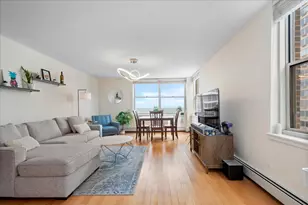 3033 N Sheridan Rd, Chicago, IL 60657 - Photo 4