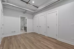 2354 N Washtenaw Ave, Chicago, IL 60647 - Photo 8