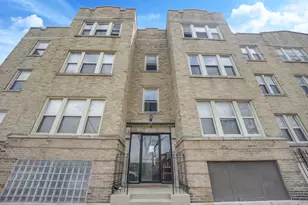 2749 N Kilbourn Ave, Chicago, IL 60639 - Photo 1