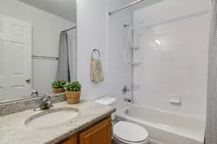 121 Commons Ct, Wheeling, IL 60090 - Photo 18