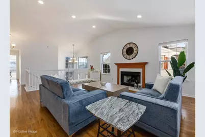 121 Commons Court, Wheeling, IL 60090 - Photo 10