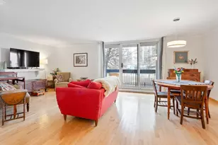 5901 N Sheridan Rd, Chicago, IL 60660 - Photo 4