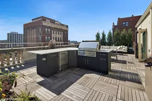 3400 N Lake Shore Dr, Chicago, IL 60657 - Photo 16