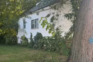 445 155th Pl, Calumet City, IL 60409 - Photo 2