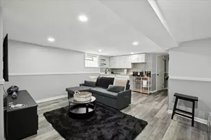 2052 E 80th St, Chicago, IL 60617 - Photo 22