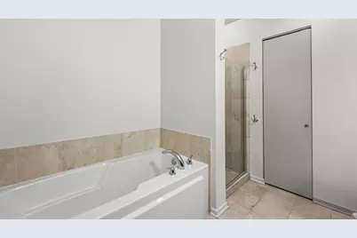 500 W Superior Street #2002, Chicago, IL 60654 - Photo 14