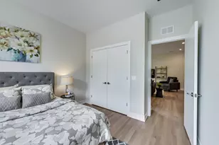 3204 N Clifton Ave, Chicago, IL 60657 - Photo 4