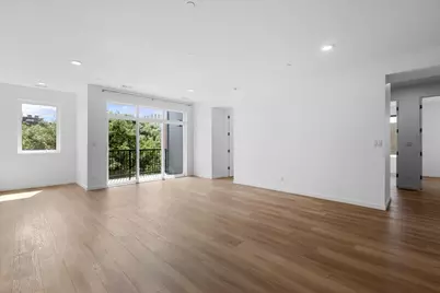 204 S Leavitt Street #201, Chicago, IL 60612 - Photo 2