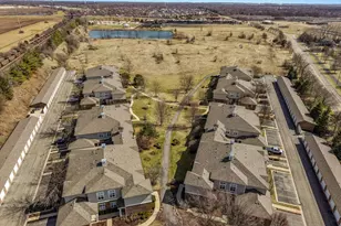 620 Pineridge Dr N, Oswego, IL 60543 - Photo 28