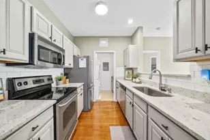 620 Pineridge Dr N, Oswego, IL 60543 - Photo 8