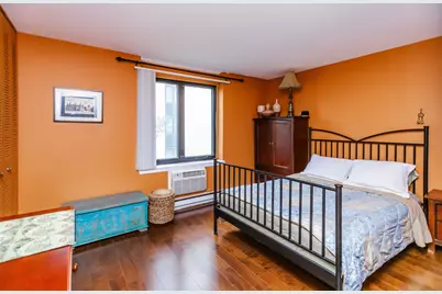 9128 W Terrace Drive #3B, Niles, IL 60714 - Photo 6