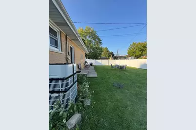 4555 Cleveland Street, Skokie, IL 60076 - Photo 20