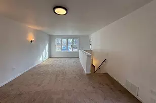 1916 Niva Ct, Waukegan, IL 60087 - Photo 8