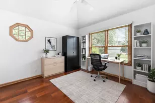 484 Blodgett Ct, Naperville, IL 60565 - Photo 12