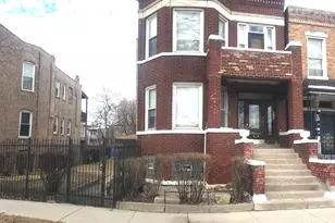 4234 W Congress Pkwy, Chicago, IL 60624 - Photo 1