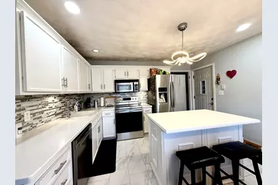 2910 17th Street, Rockford, IL 61109 - Photo 4