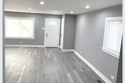 9339 S Burnside Avenue, Chicago, IL 60619 - Photo 10