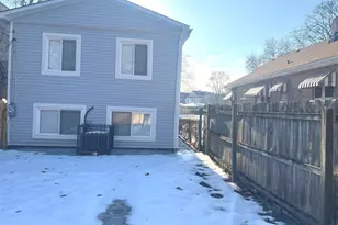 9339 S Burnside Ave, Chicago, IL 60619 - Photo 28