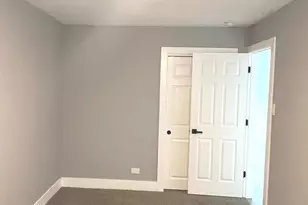 9339 S Burnside Ave, Chicago, IL 60619 - Photo 16