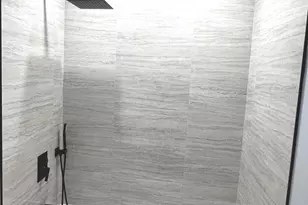 9339 S Burnside Ave, Chicago, IL 60619 - Photo 20