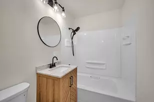 917 Parks Ln, Ottawa, IL 61350 - Photo 14