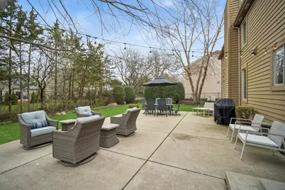 2262 Carlyle Court, Buffalo Grove, IL 60089 - Photo 32