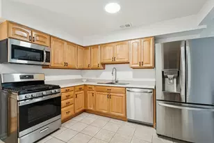 645 Justina St, Hinsdale, IL 60521 - Photo 6