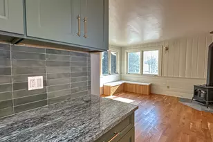 370 S Oriole Trail, Crystal Lake, IL 60014 - Photo 6