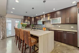 2 N Tower Rd, Oak Brook, IL 60523 - Photo 8