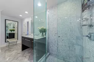 2 N Tower Rd, Oak Brook, IL 60523 - Photo 28