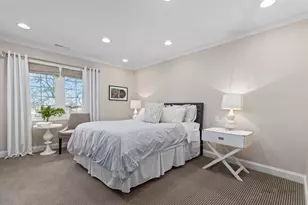 2 N Tower Rd, Oak Brook, IL 60523 - Photo 30