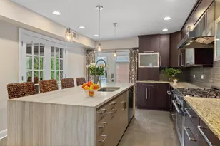 2 N Tower Rd, Oak Brook, IL 60523 - Photo 6