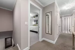 2 N Tower Rd, Oak Brook, IL 60523 - Photo 20