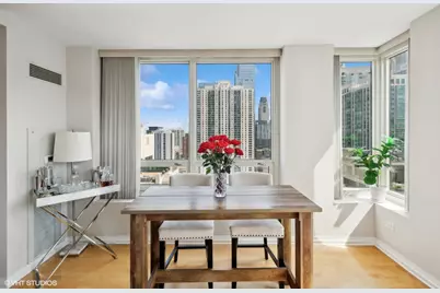 33 W Ontario Street #32A, Chicago, IL 60654 - Photo 4