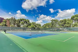 [Address not provided], Northbrook, IL 60062 - Photo 38