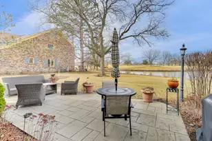 [Address not provided], Northbrook, IL 60062 - Photo 34