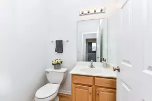 800 Boyce Rd, Sugar Grove, IL 60554 - Photo 18