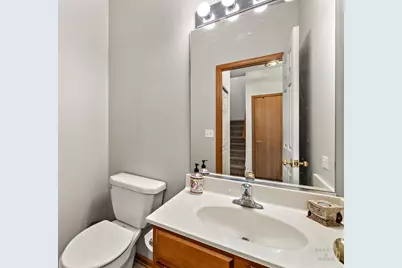 212 Bakers Drive W, Lakemoor, IL 60051 - Photo 18