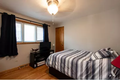 5831 S Meade Avenue, Chicago, IL 60638 - Photo 12