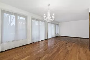 1889 Winkler Ct, Lisle, IL 60532 - Photo 14