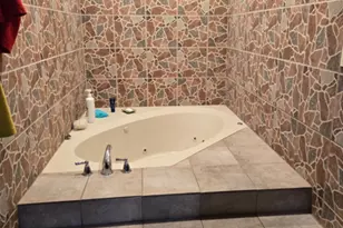 [Address not provided], Waukegan, IL 60087 - Photo 12