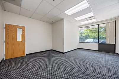 [Address not provided], Lisle, IL 60532 - Photo 8