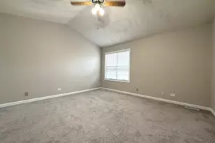 274 Sheffield Dr, Schaumburg, IL 60194 - Photo 8