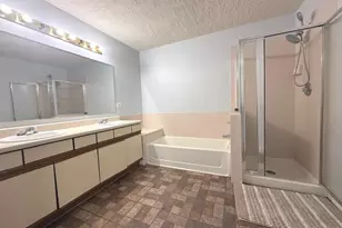 274 Sheffield Dr, Schaumburg, IL 60194 - Photo 10